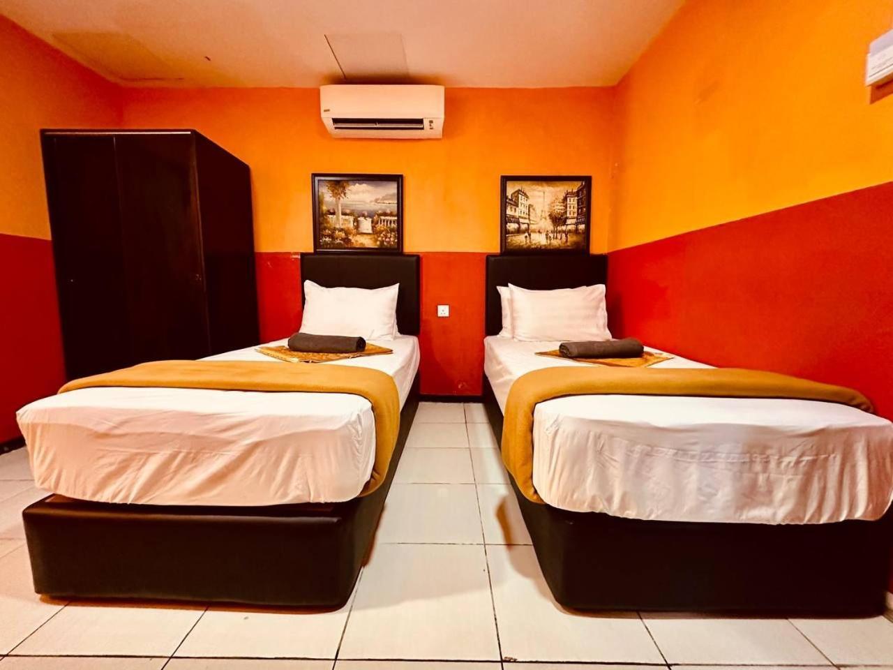 Smart Budget Hotel - Klang Exteriör bild